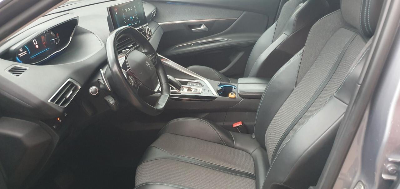 Peugeot 3008 BlueHDi 130 S&S EAT8 Allure Pack