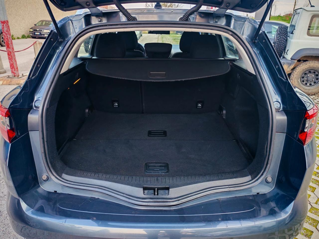 Renault Megane Mégane Sporter 1.2 TCe Energy Life