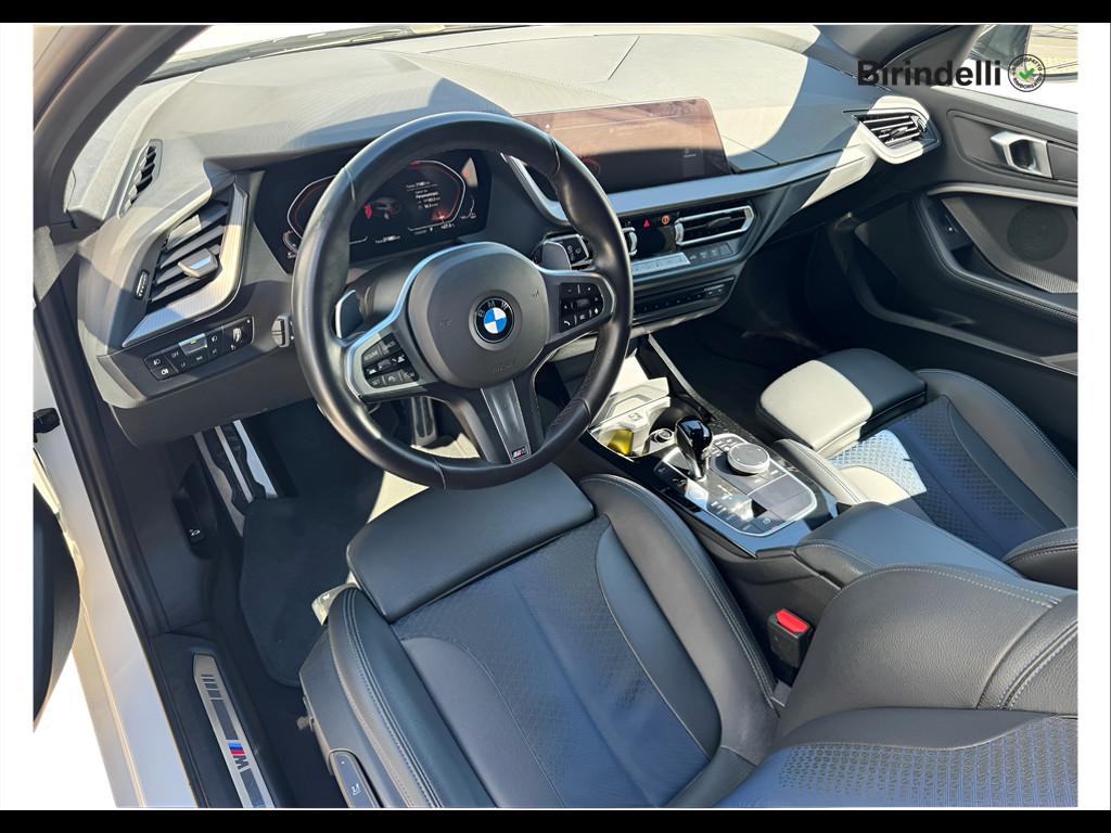 BMW Serie 1 (F40) - 118d 5p. Msport