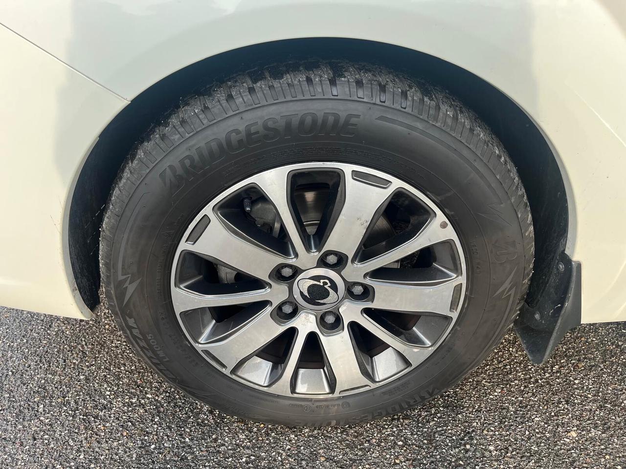 Ssangyong Rodius 2.2 Diesel 4WD A/T Classy