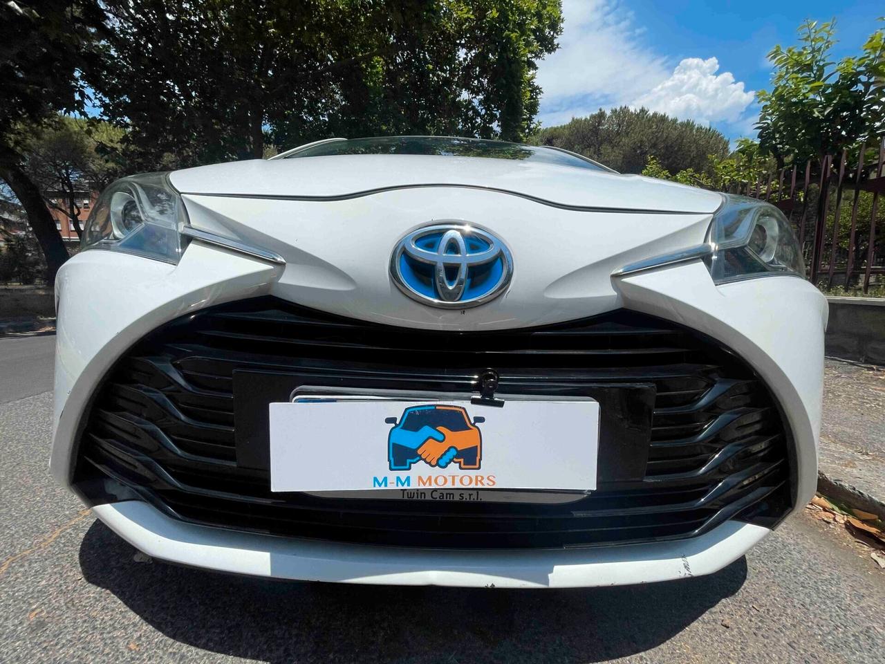 Toyota Yaris 1.5 Hybrid 5 porte Style NEOPATENTATI Cool Lounge my18