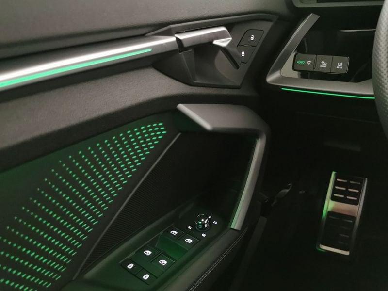 Audi A3 allstreet 35 2.0 tdi Identity Contrast s-tronic