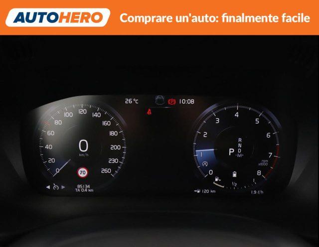 VOLVO XC60 B4 Geartronic R-design