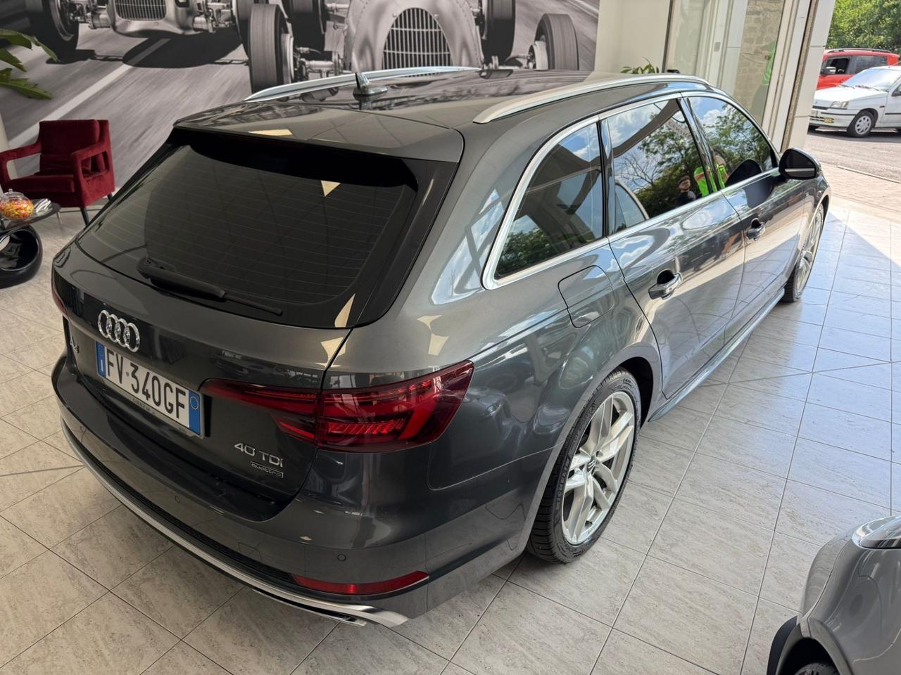 Audi A4 Avant 40 TDI quattro S tronic S-LINE FULL