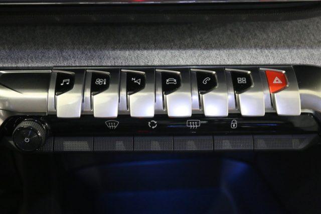 PEUGEOT 3008 BlueHDi 130 S&S Allure "PARI AL NUOVO"