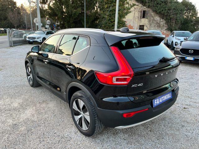 VOLVO XC40 T5 Recharge Plug-in Hybrid Inscription Expression