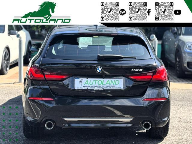 BMW 118 d 5p. Luxury150 CV Cerchio18"Pack Manutenzioni