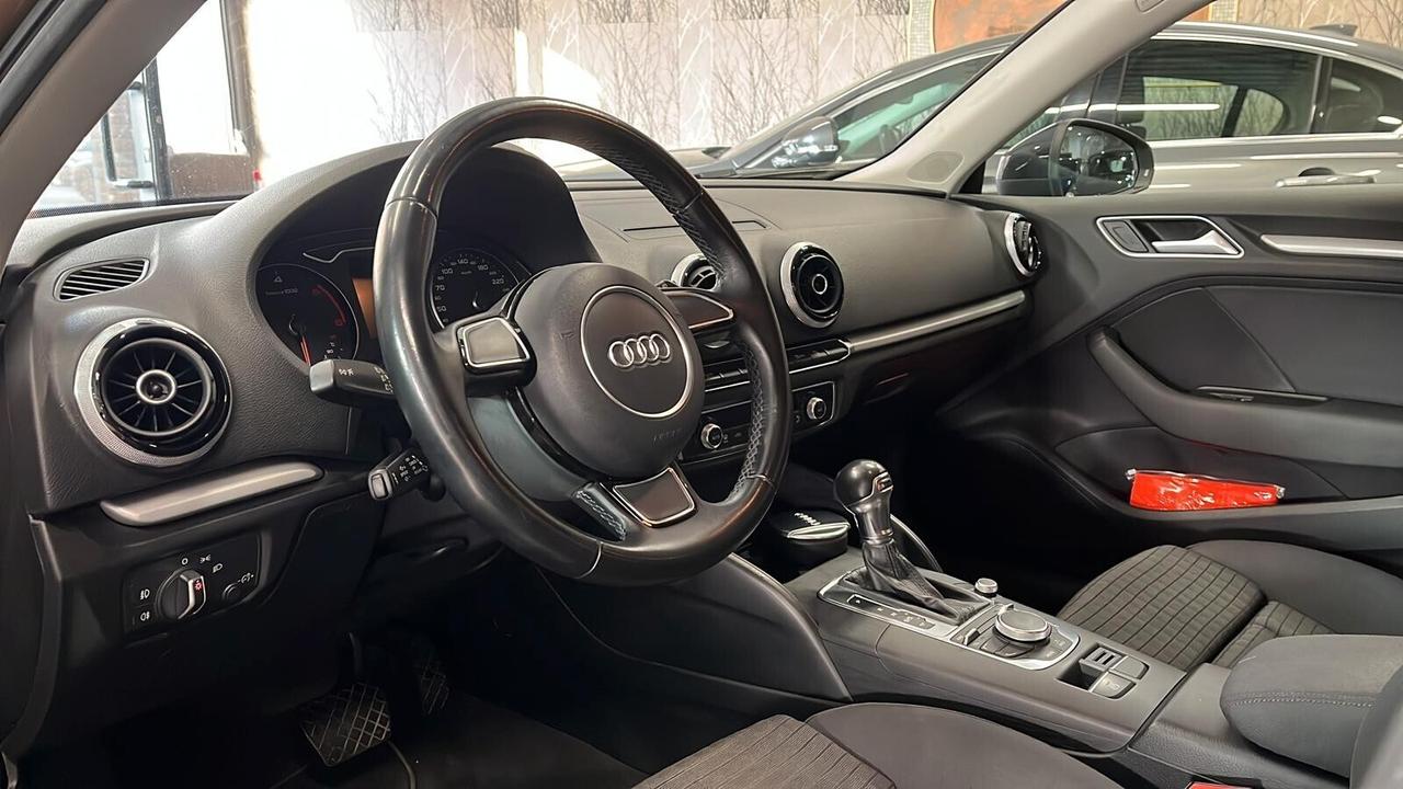Audi A3 1.6 TDI clean diesel S tronic Business