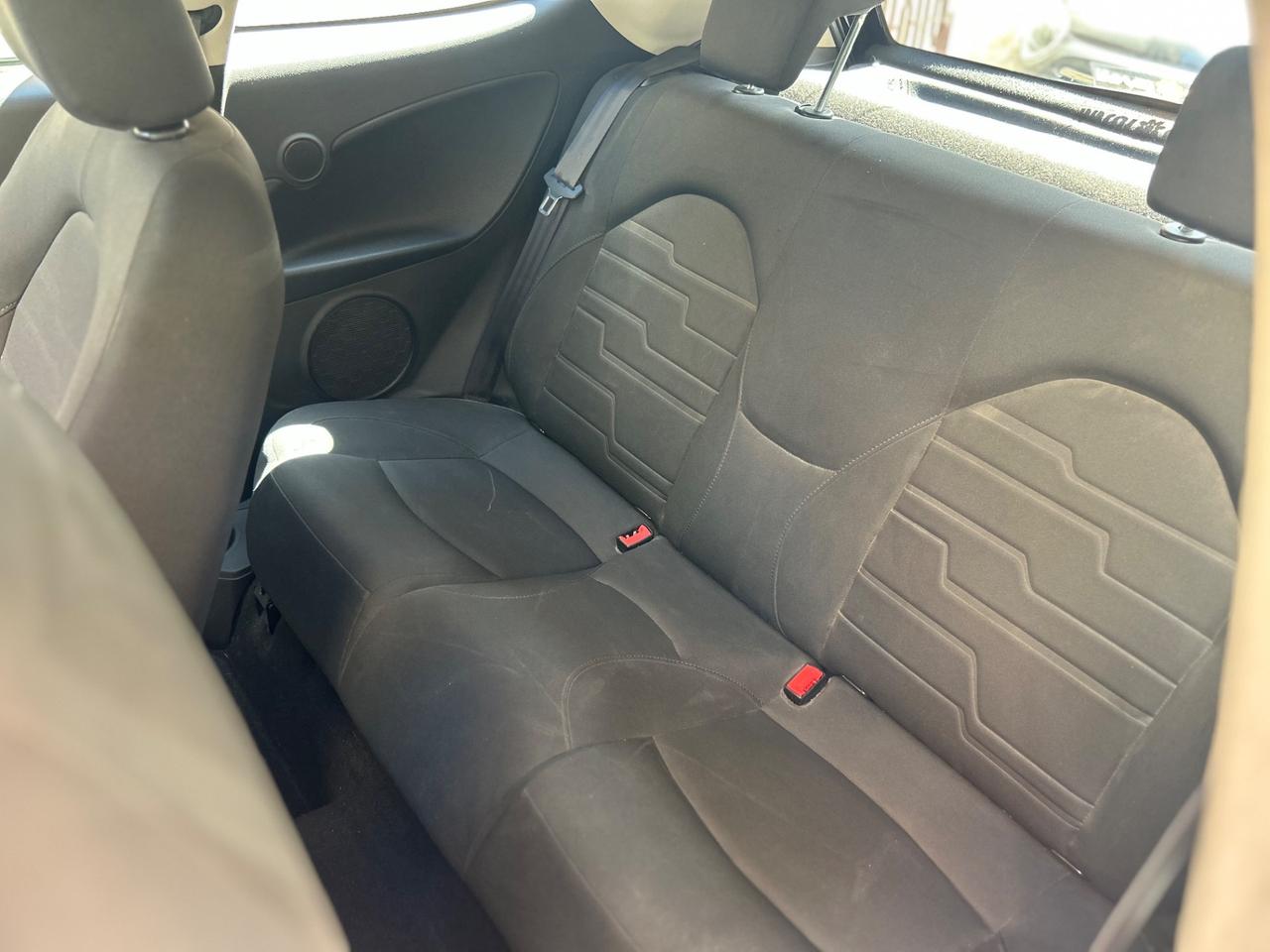 Alfa Romeo MiTo 1.3 JTDm-2 95 CV S&S Distinctive Sport Pack