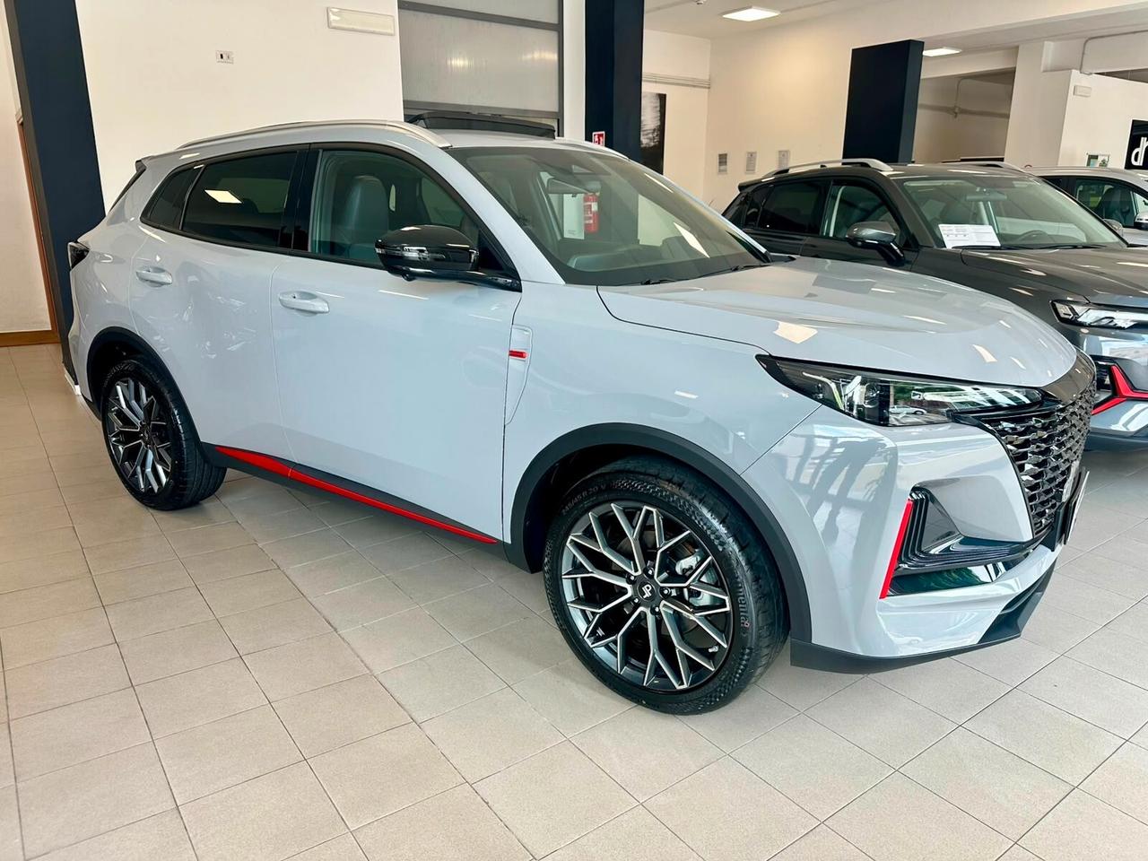 NEW DR 6 STILNOVO 1.5 T-GDI BENZ/GPL NUOVA DA IMM.