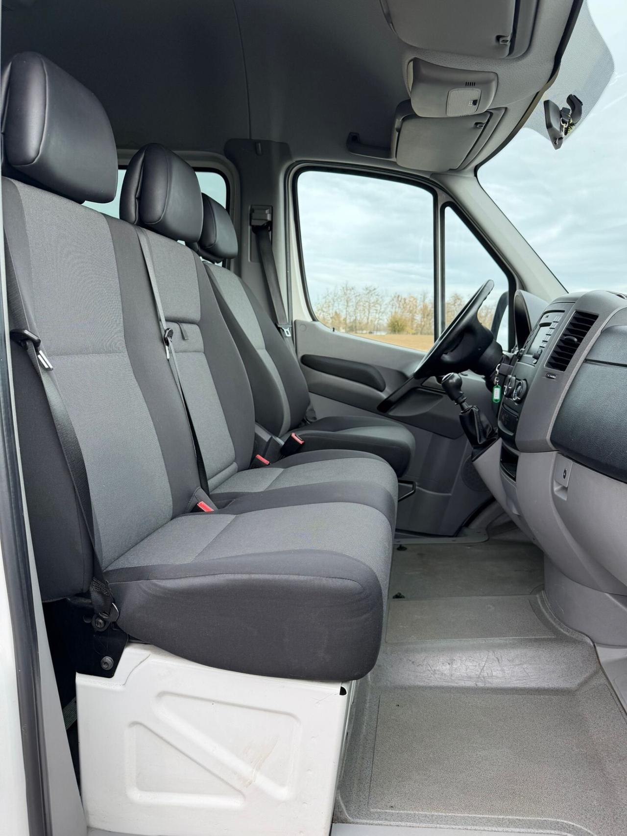 Volkswagen Transporter 2.0 TDI 102CV PC Kombi