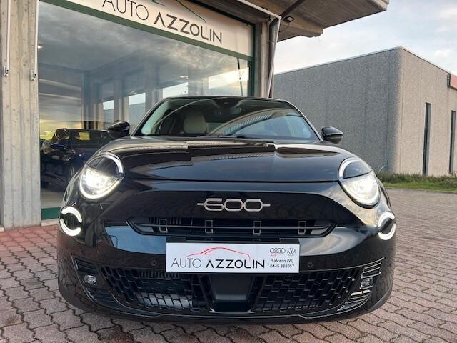 Fiat 600 1.2 hybrid La Prima, Pelle, Led, Acc, 18”