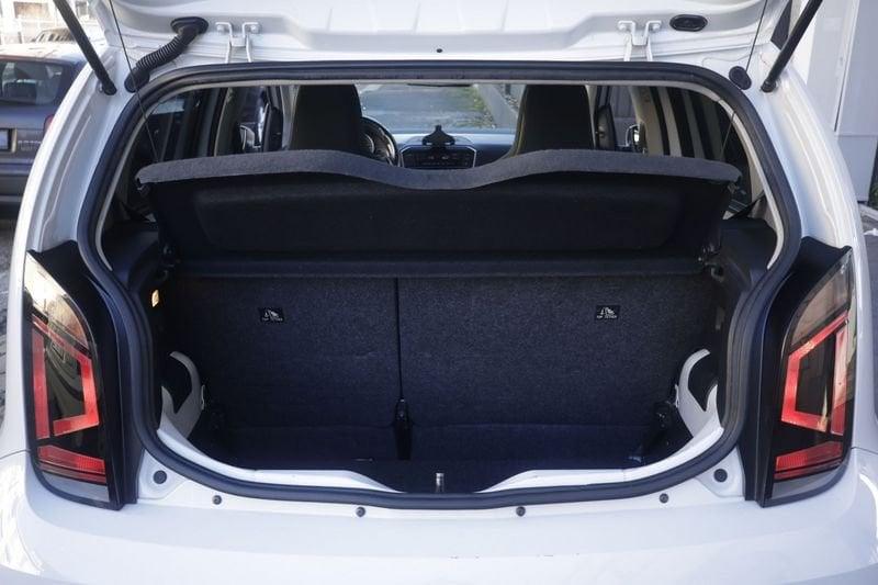 Volkswagen up! Volkswagen up! 1.0 5p. sport up! BlueMotion Technology 44KW ANNO 2020