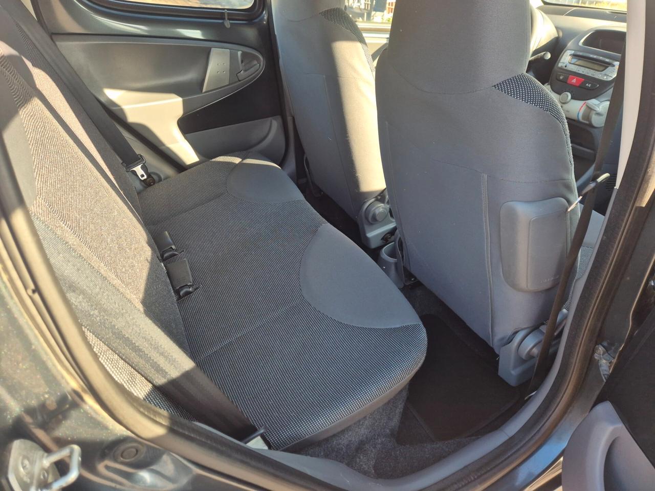 Peugeot 107 1.4 HDi 5p. Sweet Years