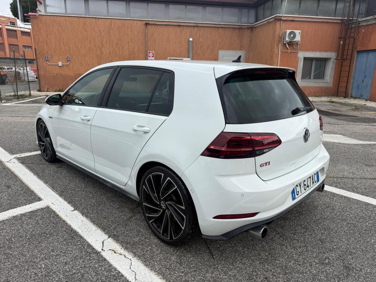 Volkswagen Golf GTI Performance 2.0 245 CV TSI 5p. BMT