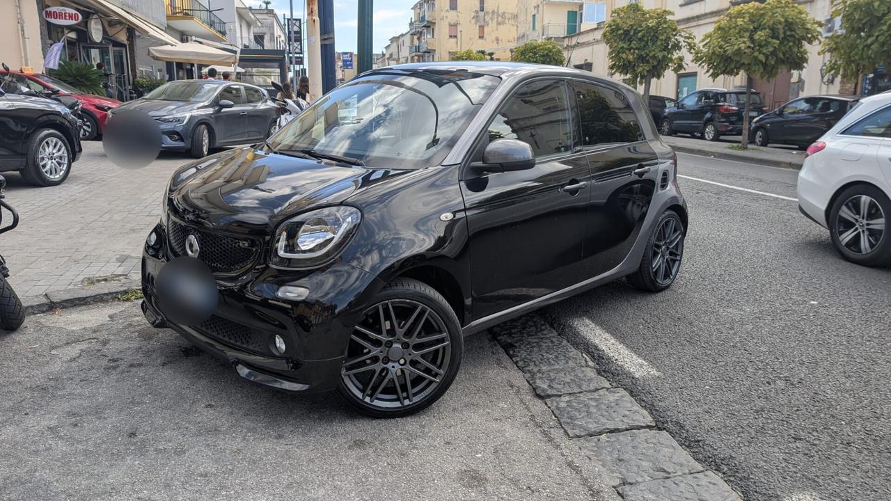 Smart ForFour BENZINA AUTOMATICA BRABUS 2018 USATO