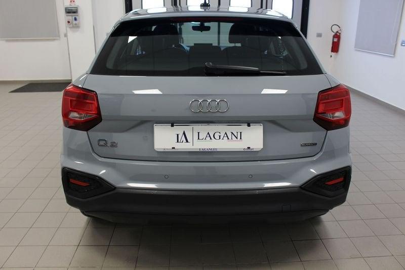 Audi Q2 35 TDI quattro S tronic Business