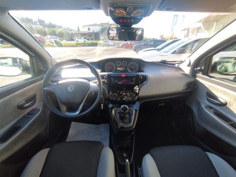 Lancia Ypsilon Ypsilon 1.2 69 CV 5 porte S&S Silver