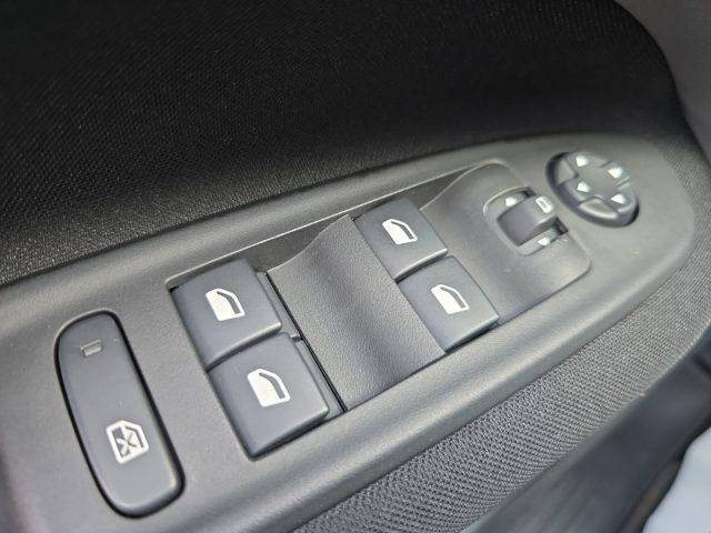 JEEP Avenger 1.2 Turbo 100 CV MHEV Longitude