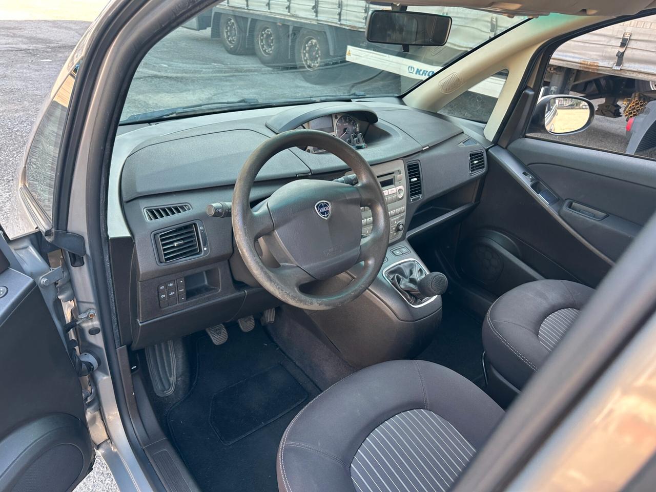 Lancia MUSA 1.3 Mjt 16V 95 CV S&S DPF Oro