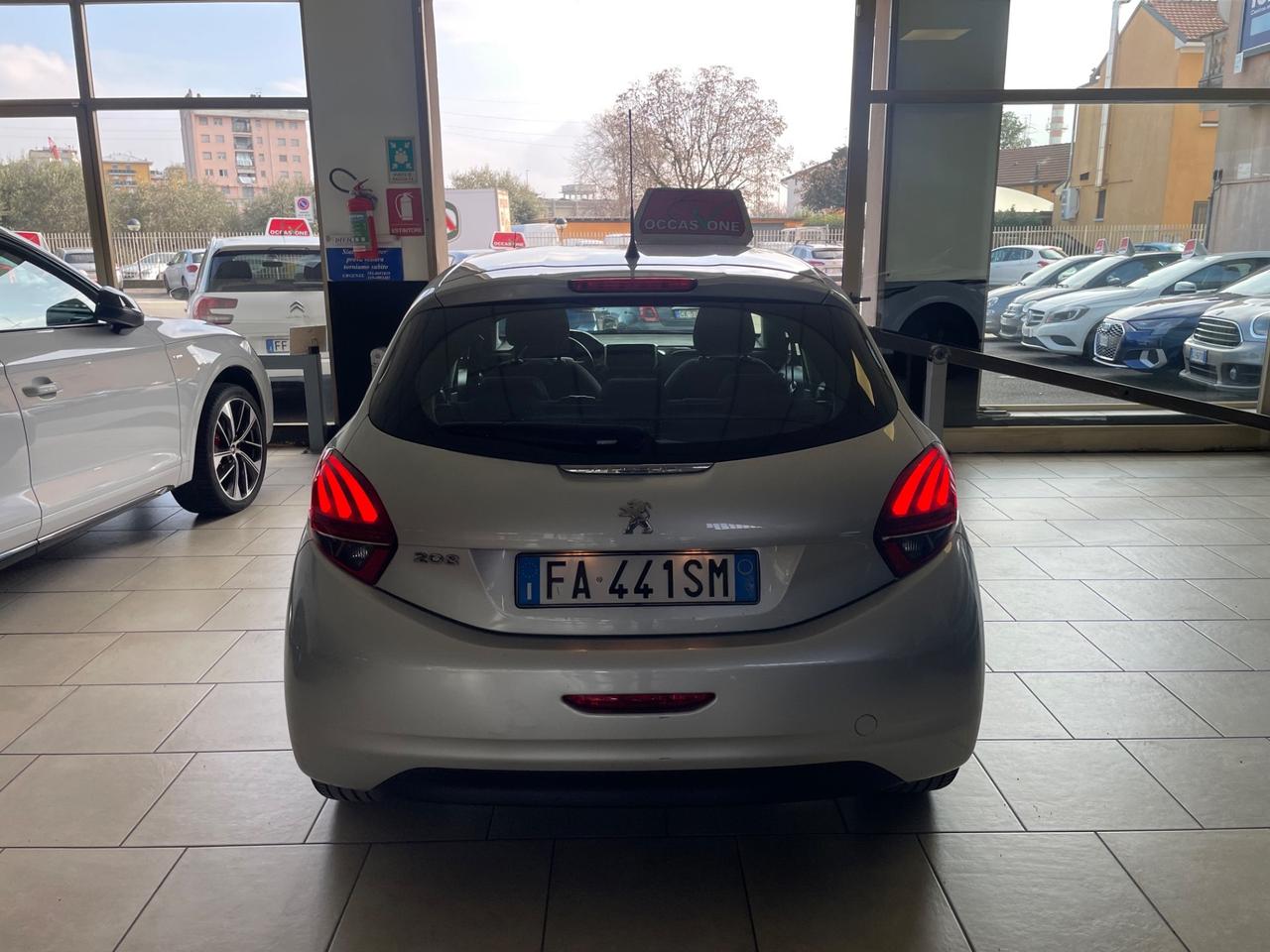 Peugeot 208 PureTech 82 5 porte Active - Nessun vincolo -