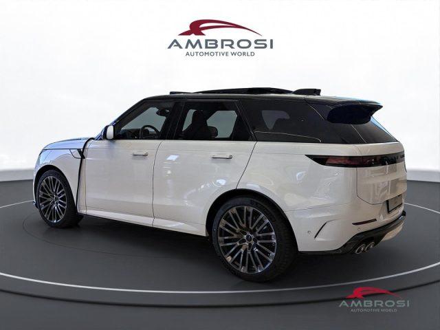 LAND ROVER Range Rover Sport 4.4 V8 P635 SV