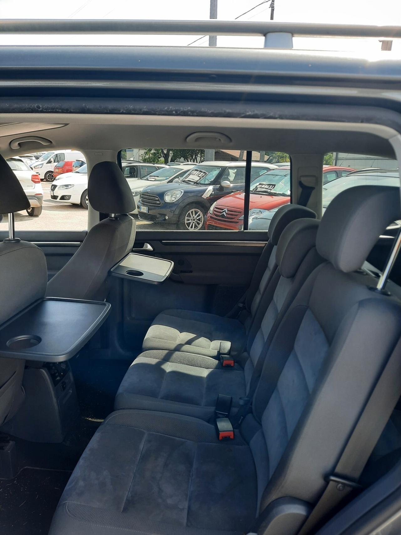 Volkswagen Touran 2.0 TDI 140 CV 7 POSTÌ