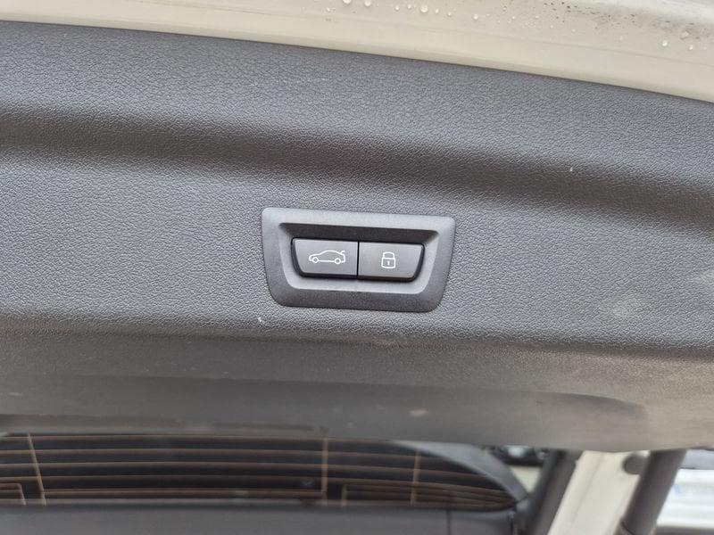 BMW X1 xdrive20d mhev 48V MSport Pro auto