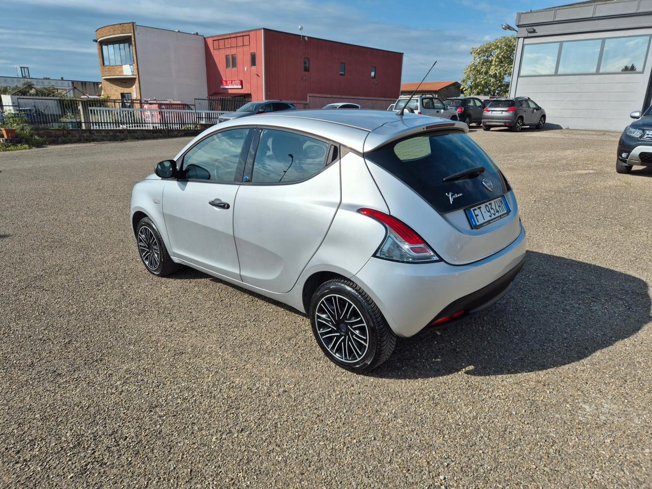 Lancia Ypsilon 1.2 69 CV 5 porte Elefantino Blu