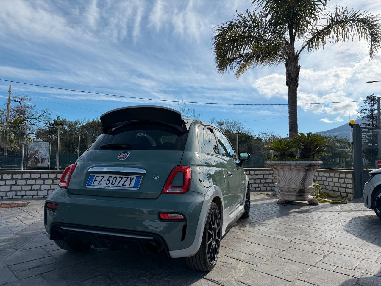 Abarth 695 1.4 Turbo T-Jet 180 CV 70°