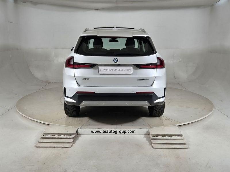 BMW X1 U11 sdrive18d X-Line auto
