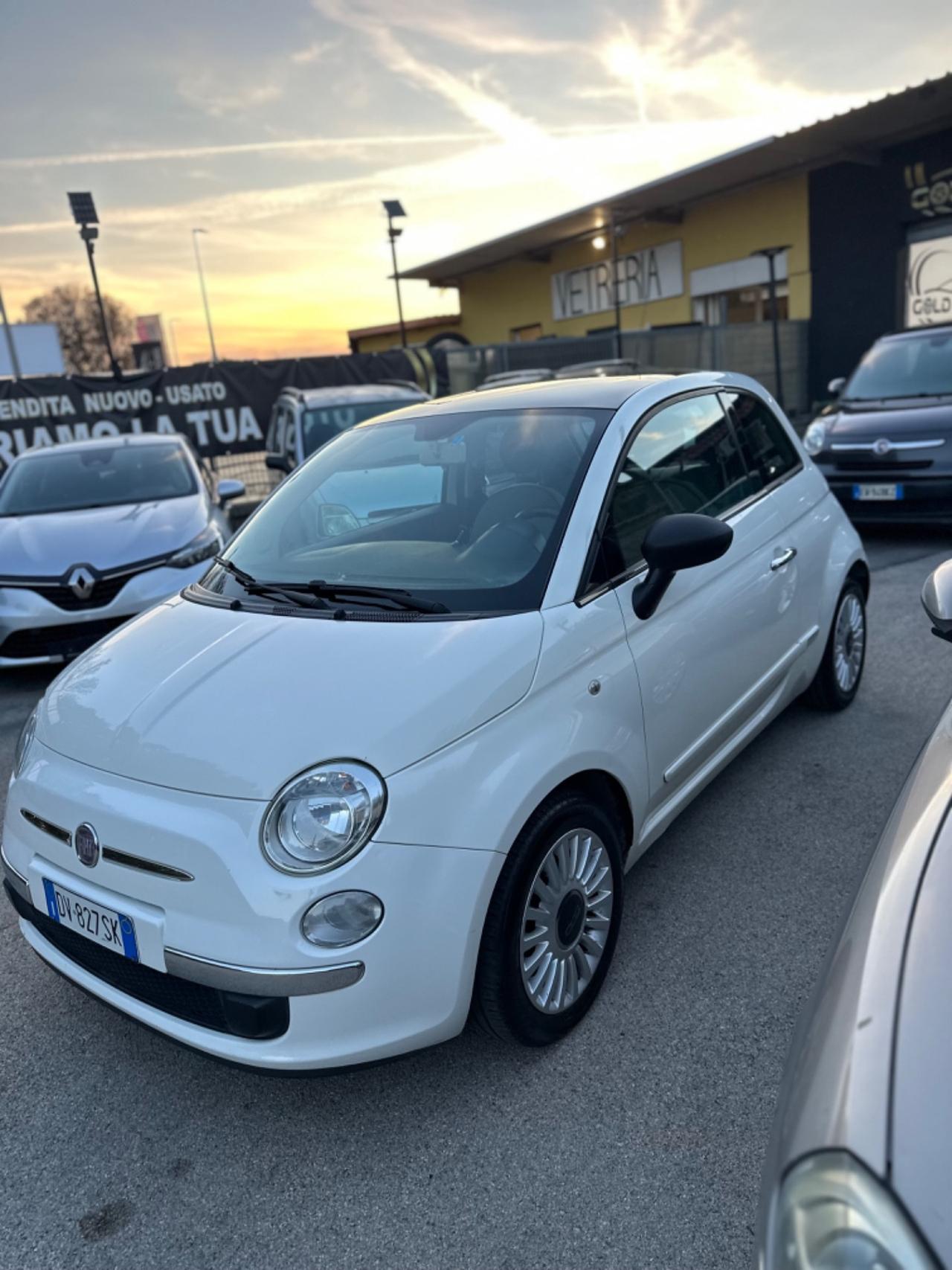 Fiat 500 1.2 Lounge DISTRIBUZIONE E TAGLIANDO APPENA FATTO