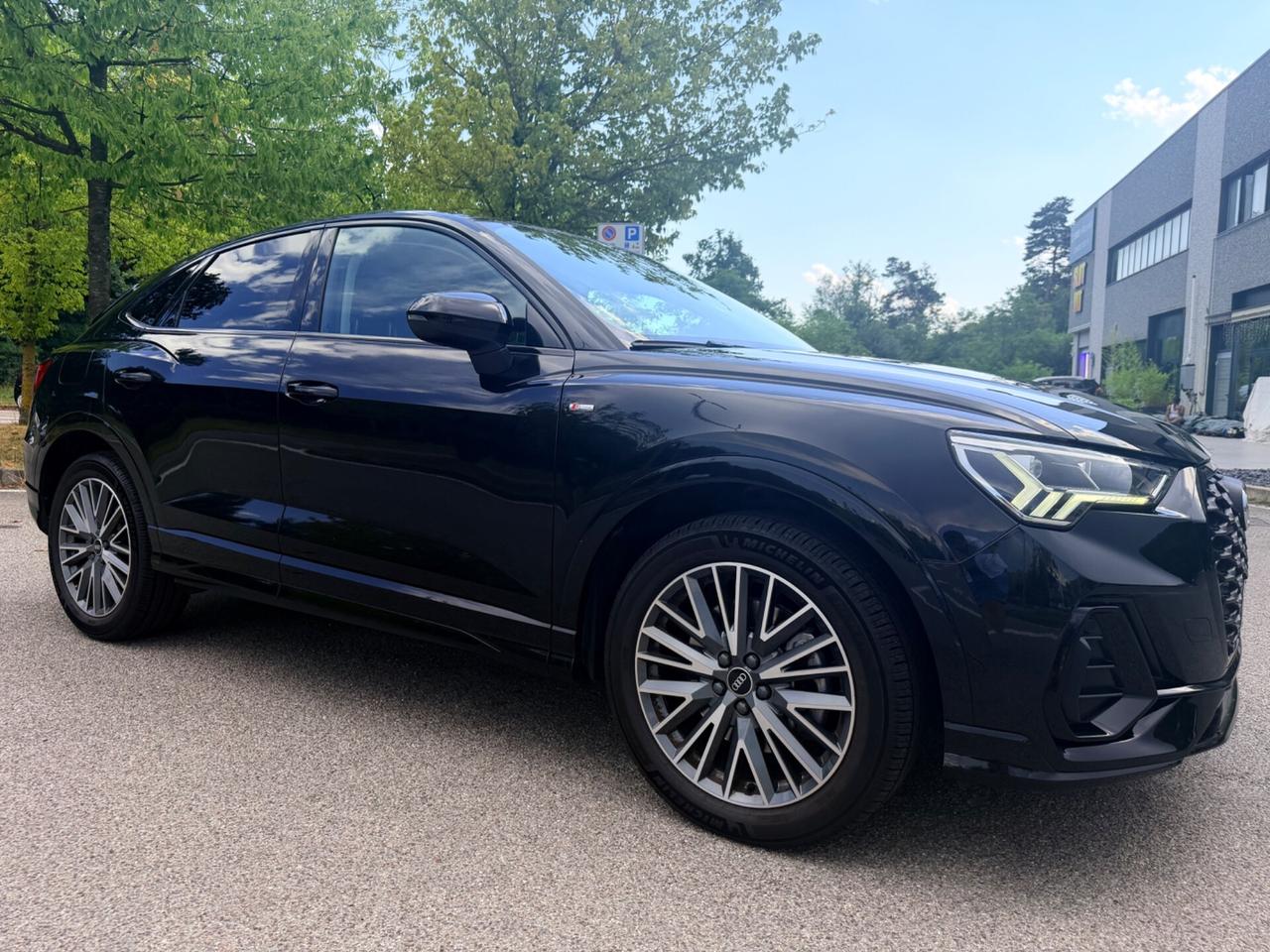 Audi Q3 SPB 40 TDI quattro*Automatik*S Line esterno*Cecrhi*
