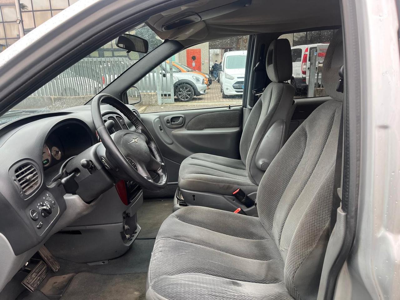 Chrysler Voyager 2.8 CRD cat LX Auto