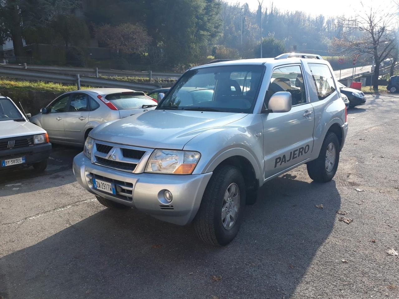 Mitsubishi Pajero 2.5 TDI 3p. GL