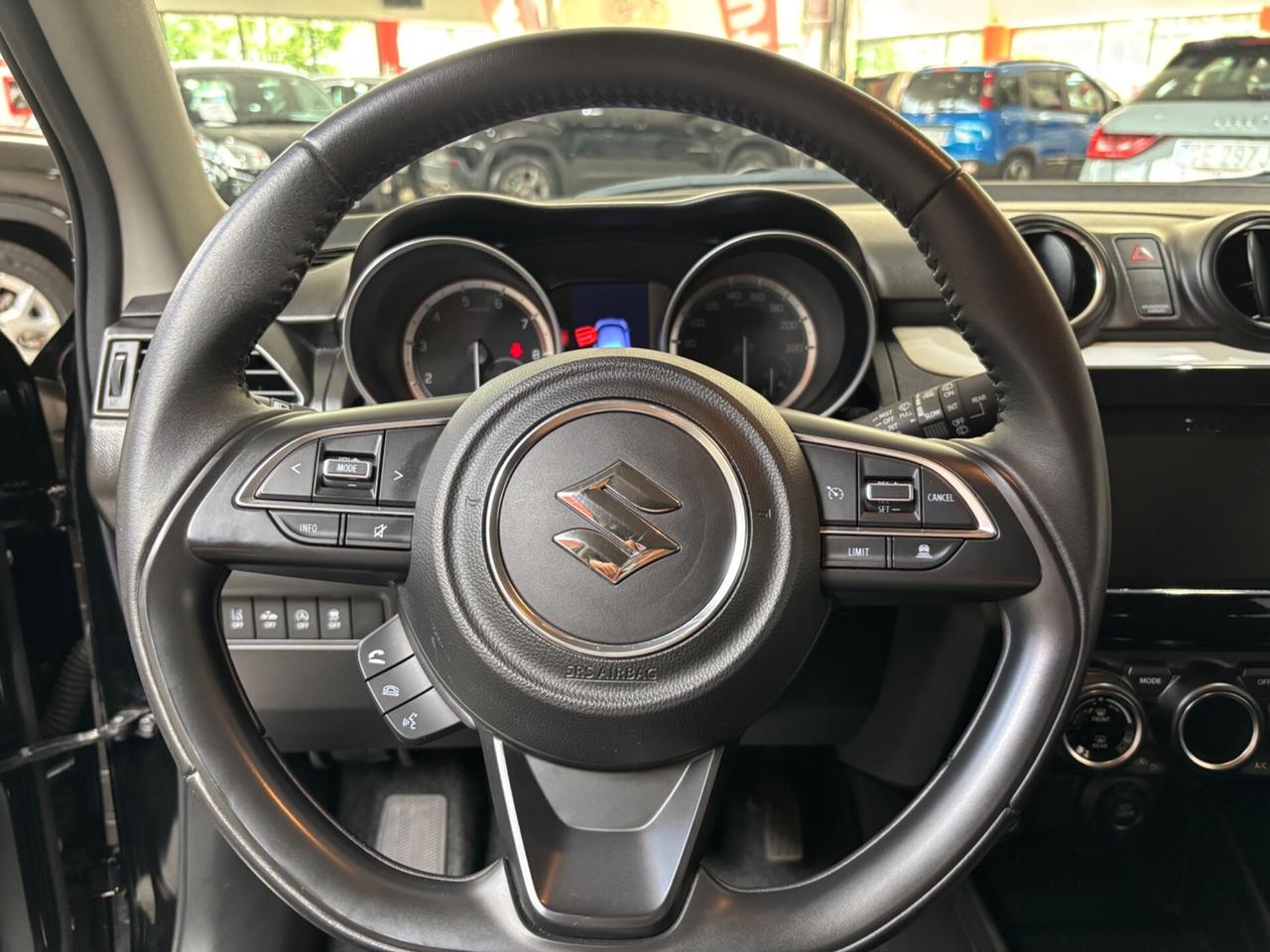 Suzuki Swift 1.2 Hybrid Top