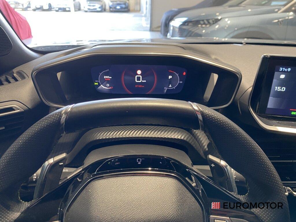 Peugeot 2008 1.5 BlueHDi GT EAT
