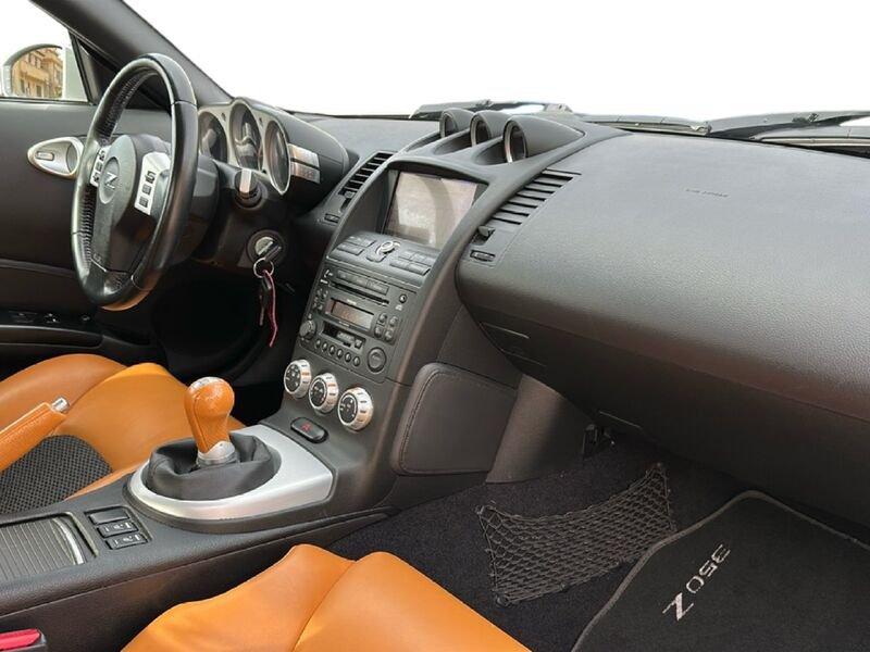 Nissan 350Z 350 z roadster lev 2