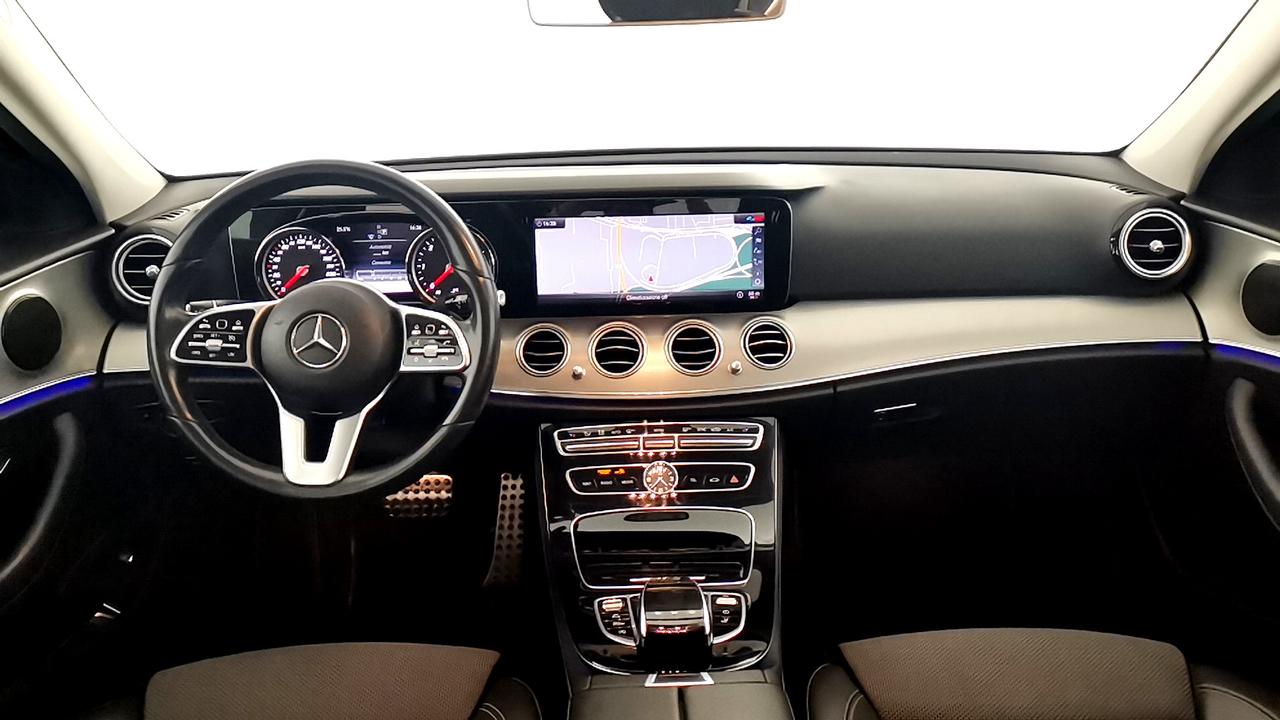 Mercedes-Benz Classe E - S213 SW - E SW 220 d Business Sport auto