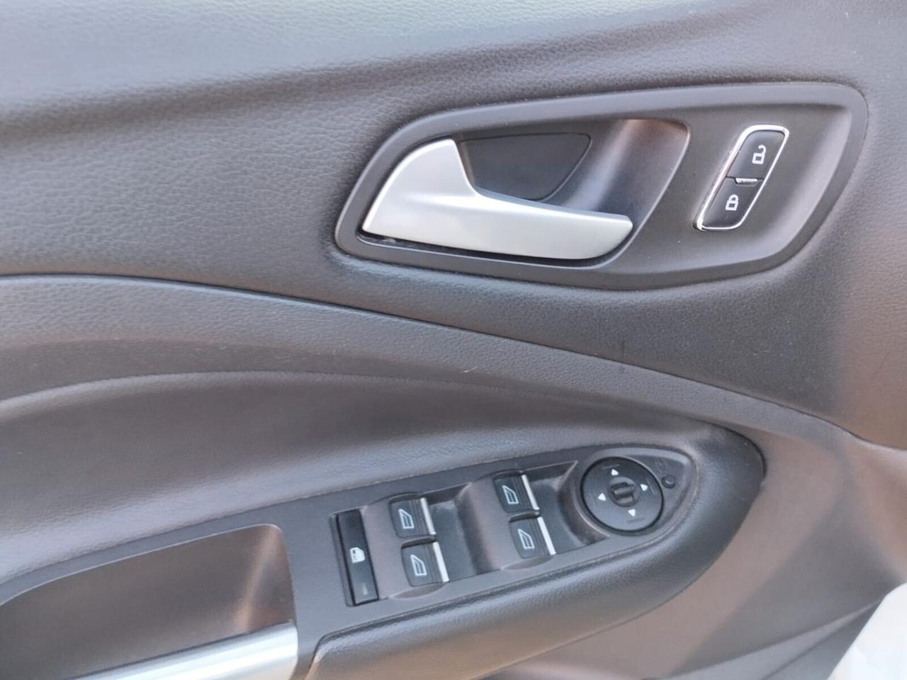 Ford Kuga 2.0 TDCI 150 CV