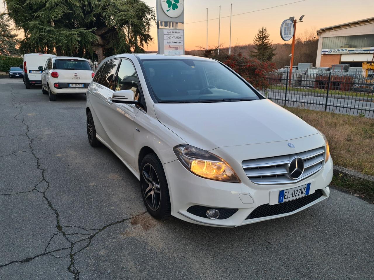 Mercedes-benz B 200 BlueEFFICIENCY Executive