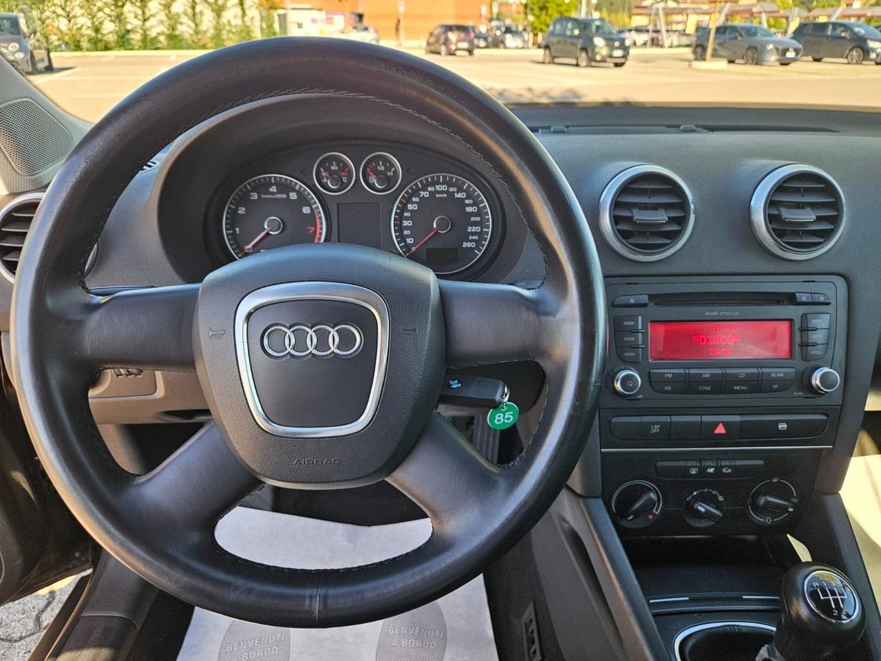 Audi A3 1.6 Ambiente Cerchi*Clima*Aux*Led