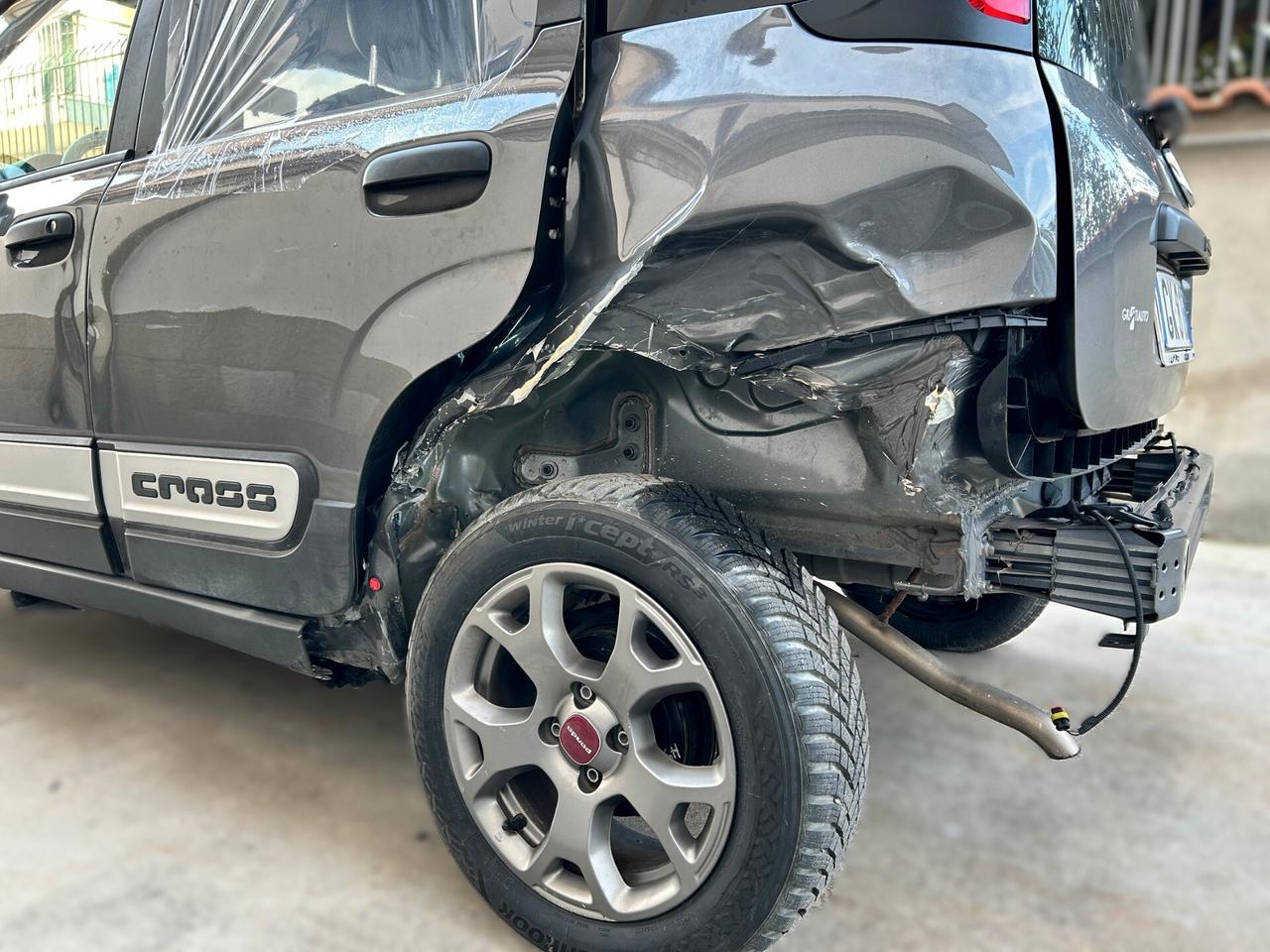 FIAT PANDA 1.0 HYBRID CROSS - 2022