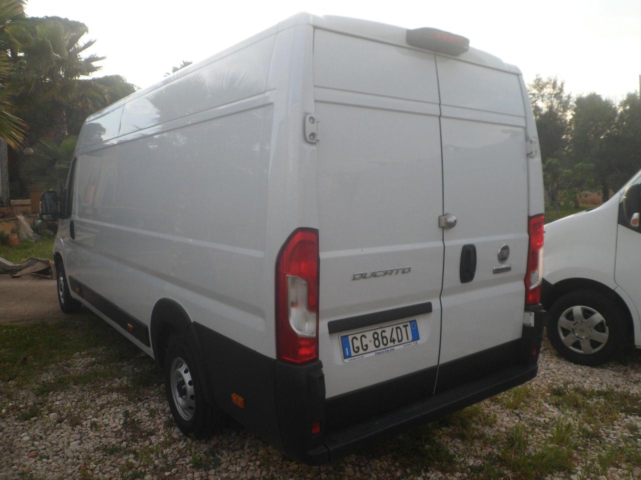 Fiat Ducato furgone maxi