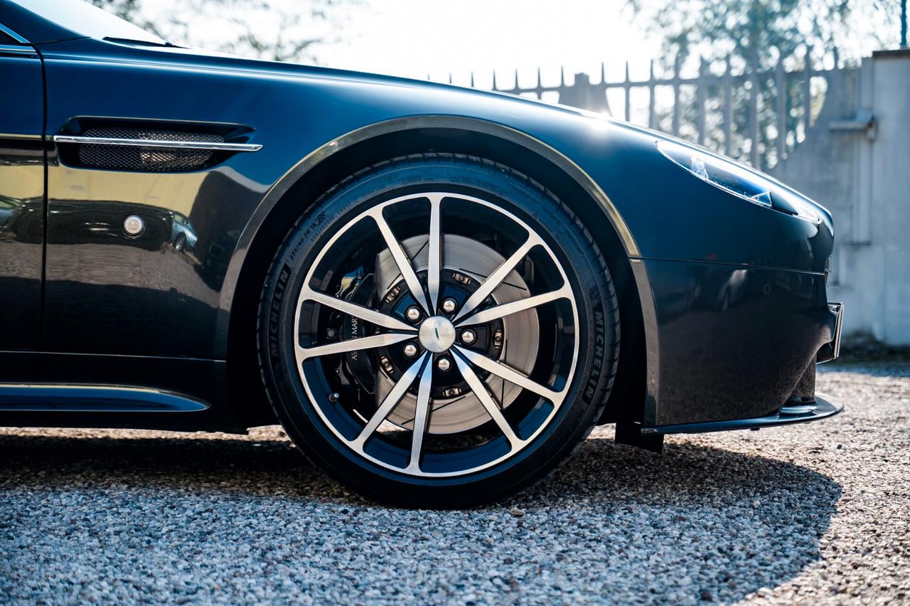 Aston Martin V8 Vantage S Coupé