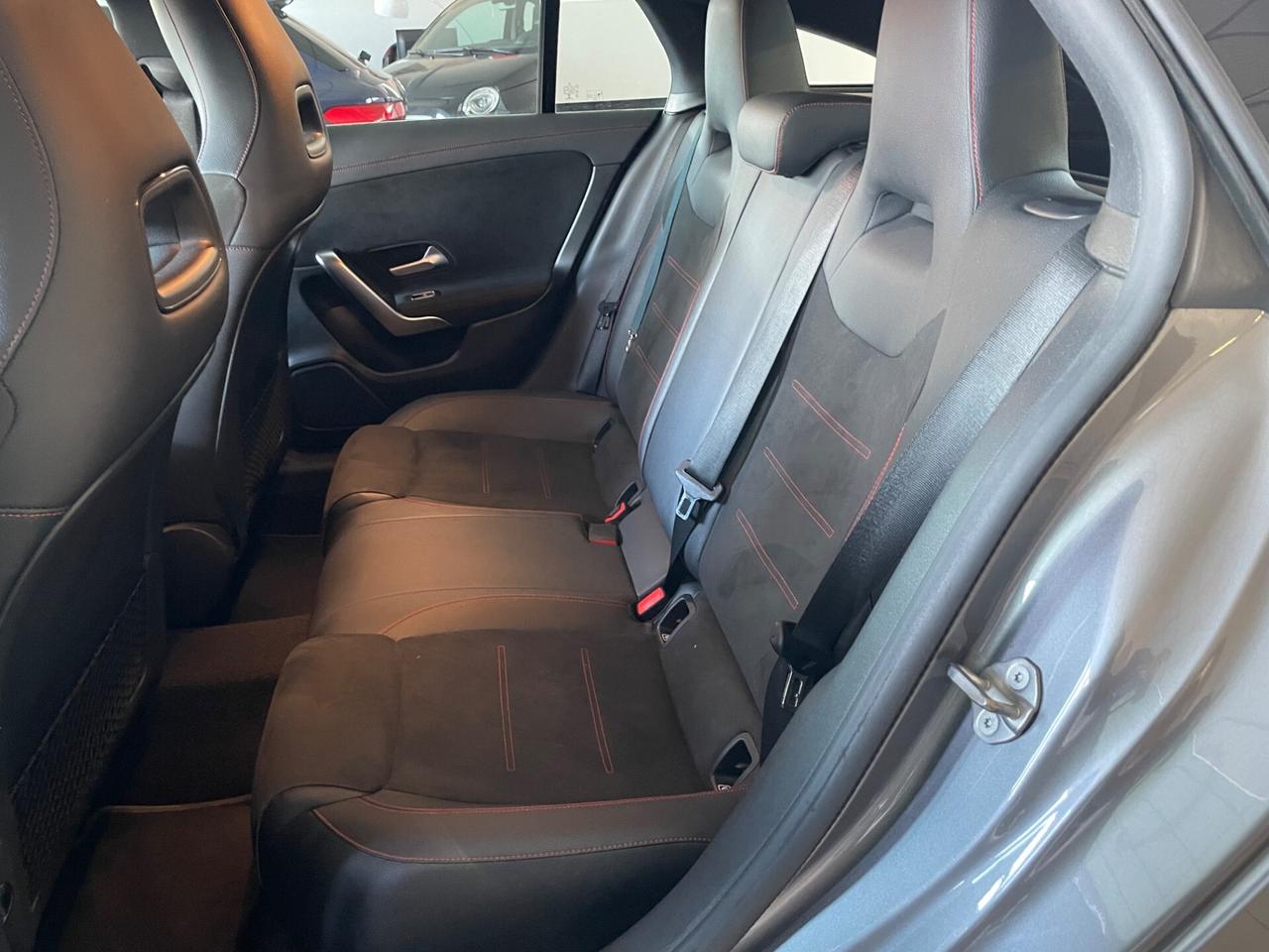 Mercedes-benz CLA 180 d Automatic Shooting Brake Premium AMG - Nessun vincolo -