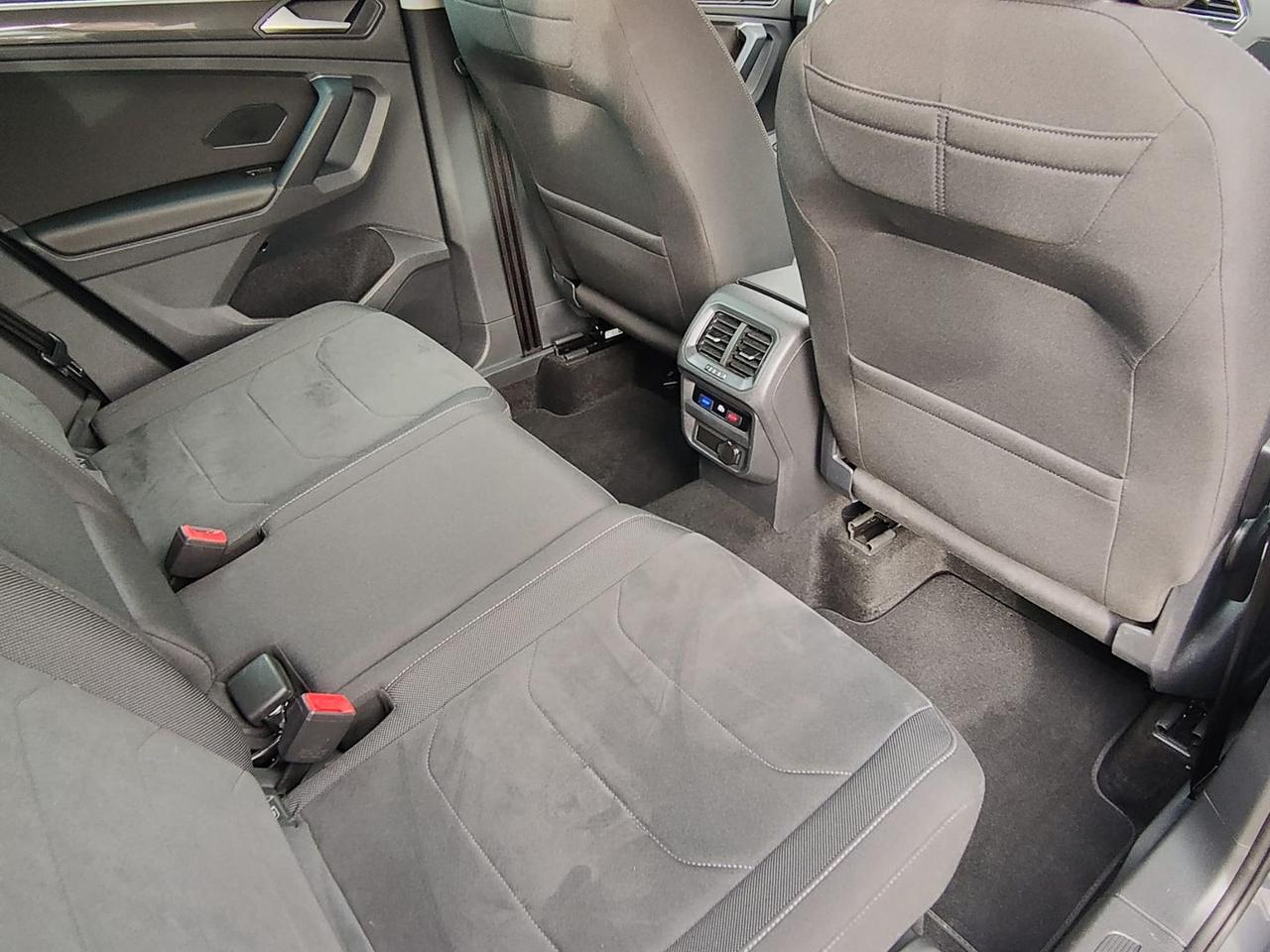 Volkswagen Tiguan 1.5 TSI Elegance Dsg #8330