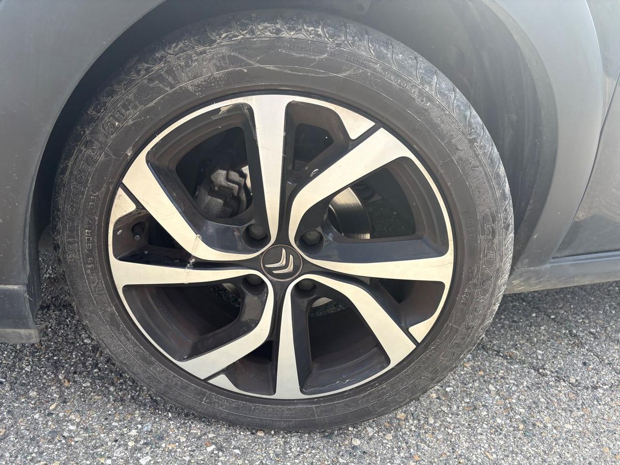 Citroen C3 Shine 1.2 PureTech 82