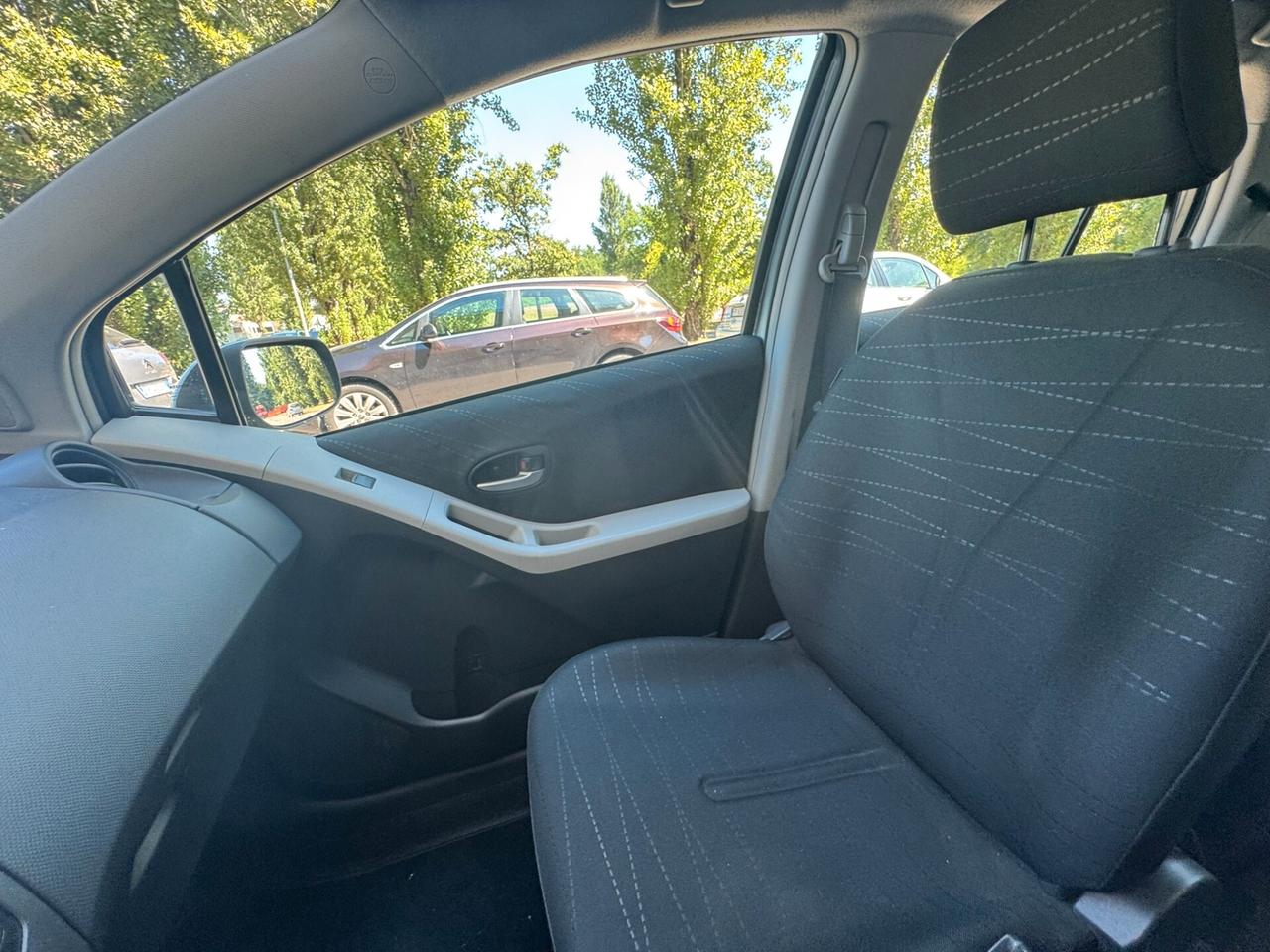 Toyota Yaris 1.3 5 porte Sol