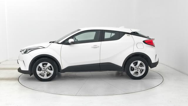 TOYOTA C-HR 1.2t Active 2wd